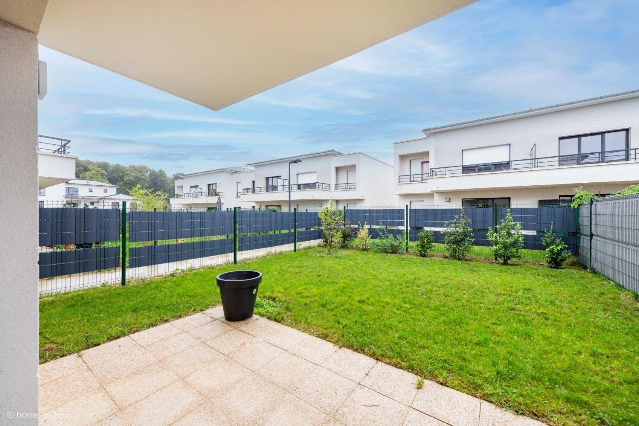 Apartamento Bouton D'Or For 4 - Fairytale Factory Ferrières-en-Brie Exterior foto